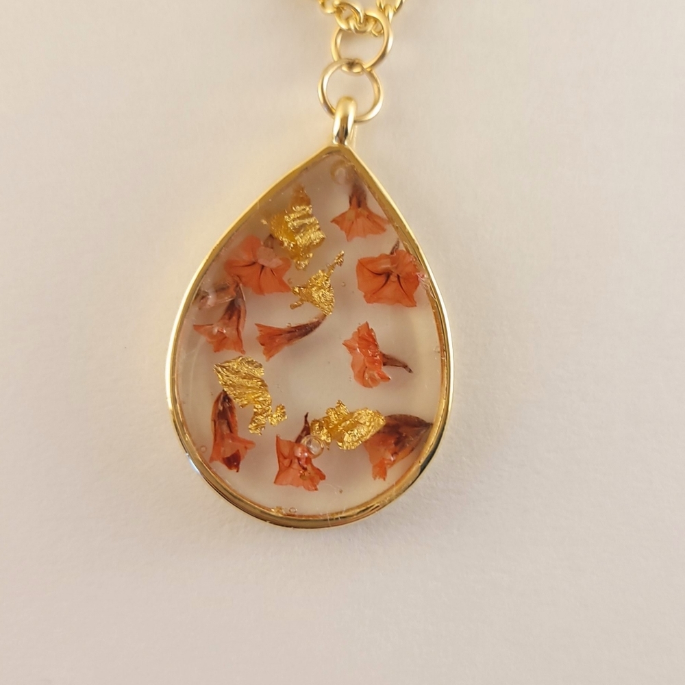 Real pressed Flower pendant and necklace
